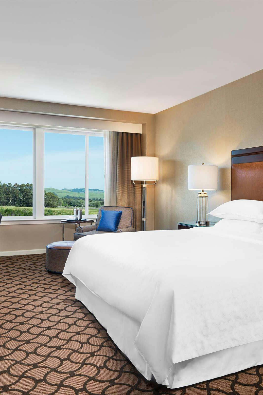 Hotel Sheraton Sonoma County - Petaluma photo 3