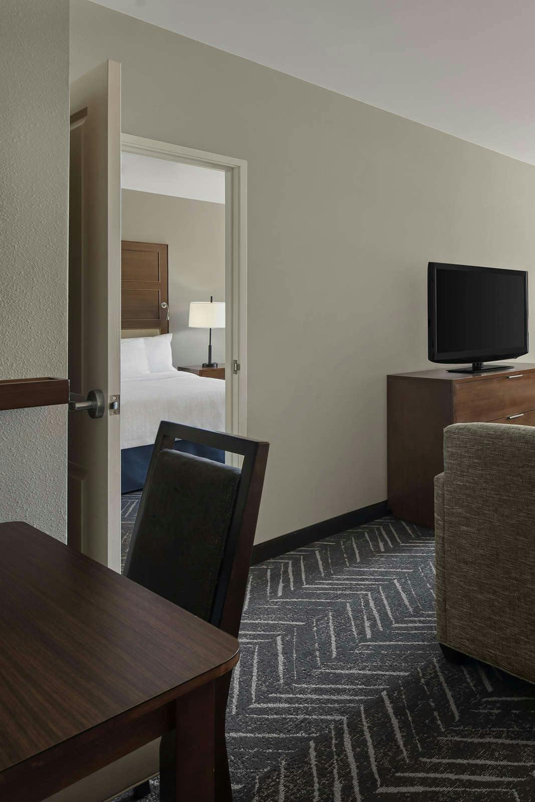 Hotel Homewood Suites Springfield photo 2