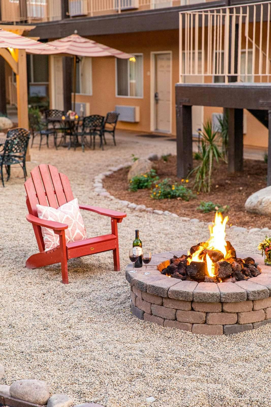 Hotel Ayres Lodge Alpine photo 2