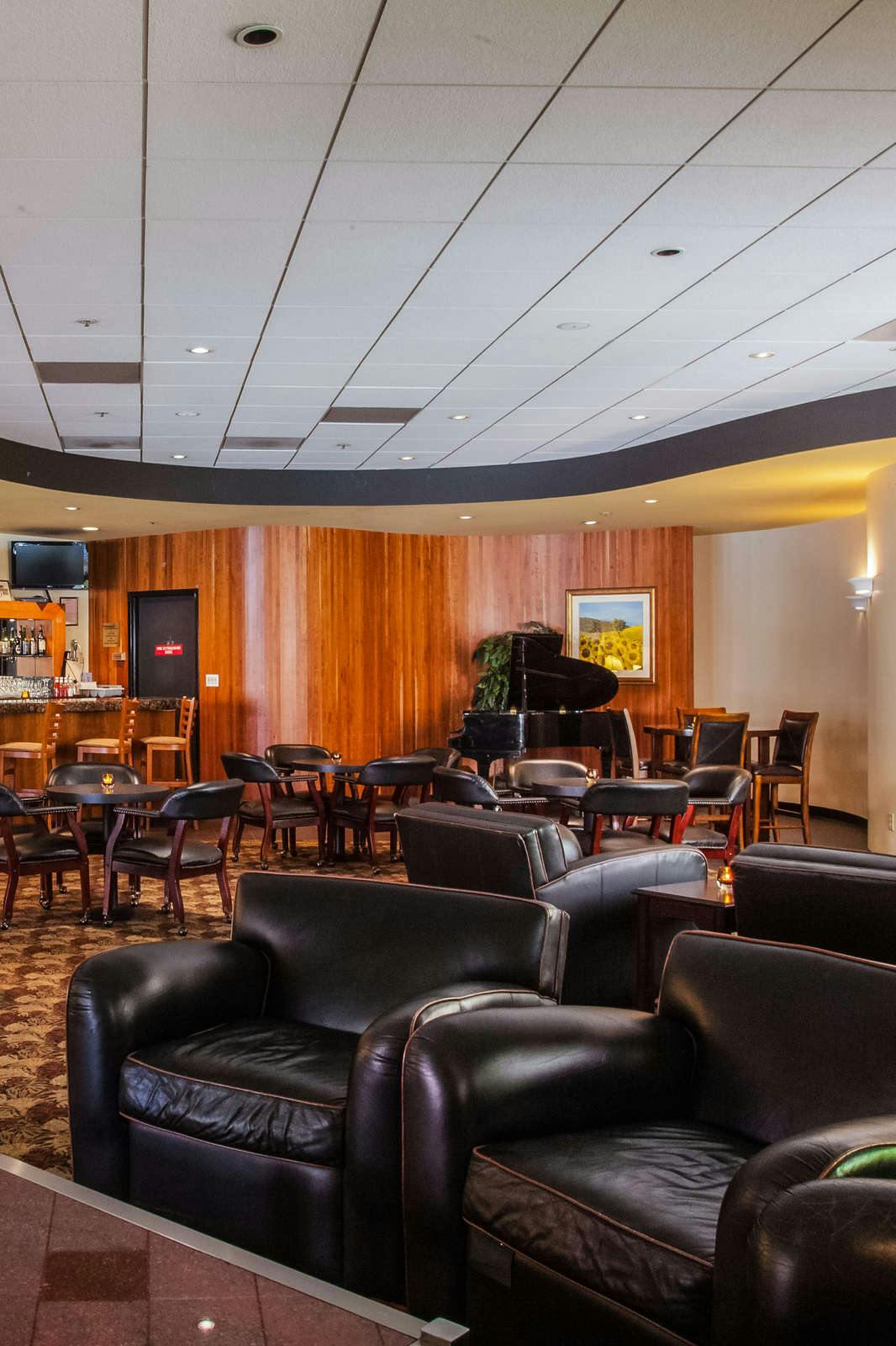 Hotel Crowne Plaza Union City photo 4