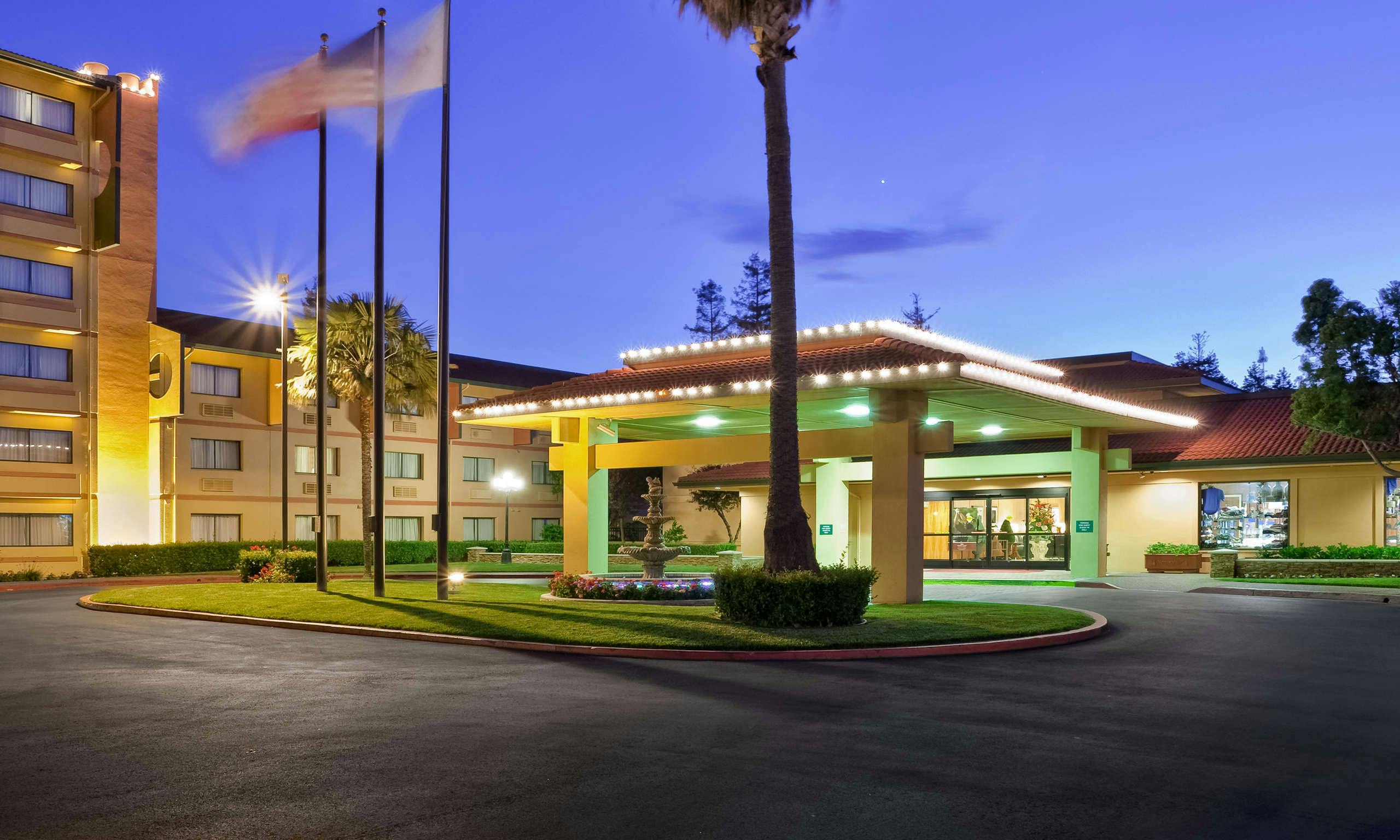 Crowne Plaza Union City