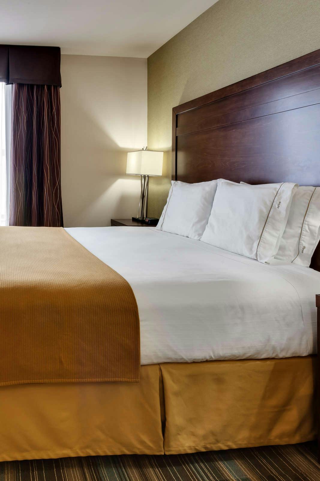 Hotel Holiday Inn Express San Francisco Airport North photo 2