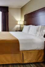 Hotel Holiday Inn Express San Francisco Airport North photo 2