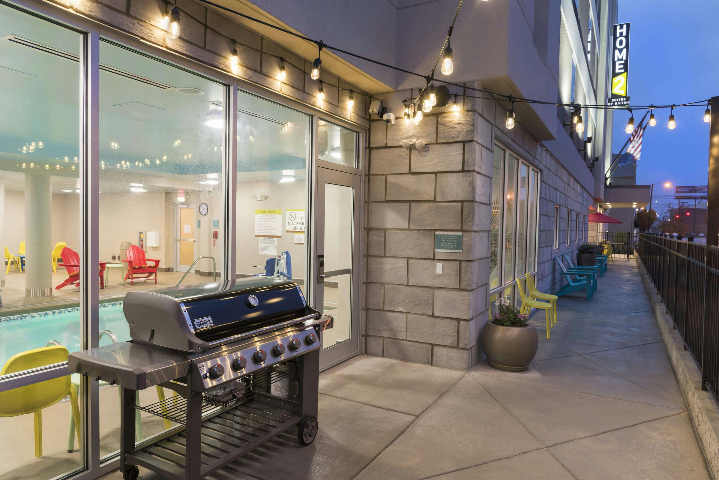 Hotel Home2 Suites Louisville Downtown NuLu photo 2