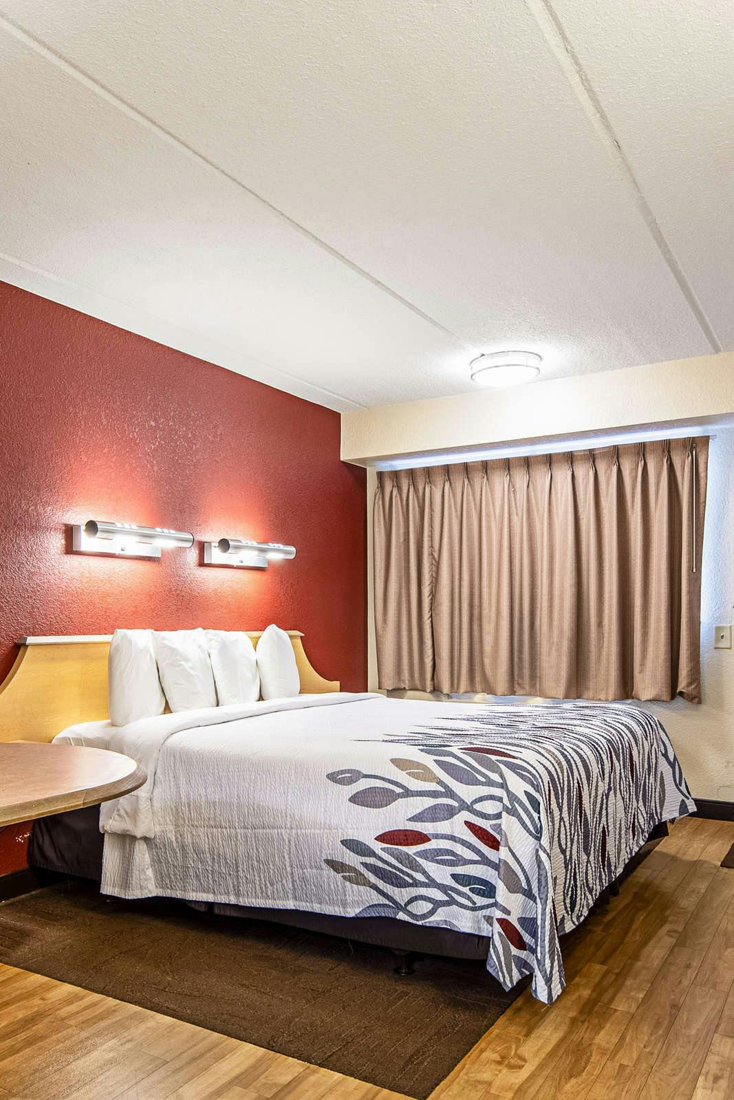 Hotel Red Roof Inn Boston - Southborough/ Worcester photo 1