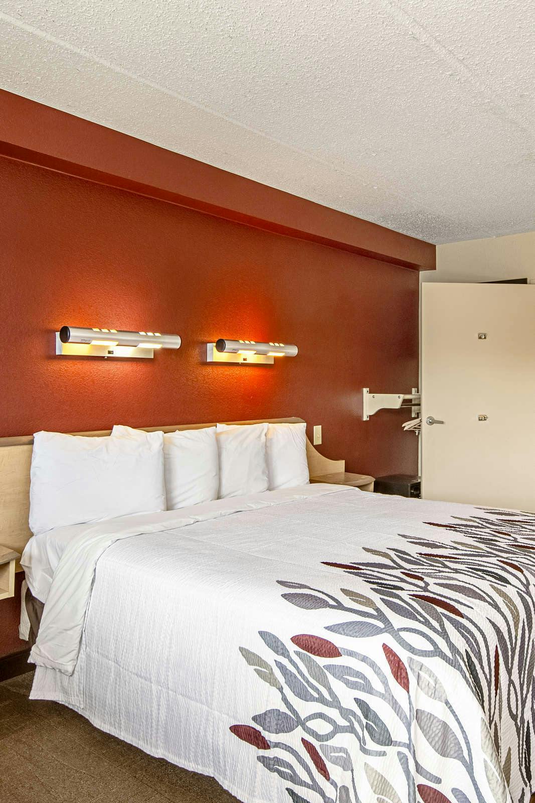 Hotel Red Roof Inn Boston - Southborough/ Worcester photo 3