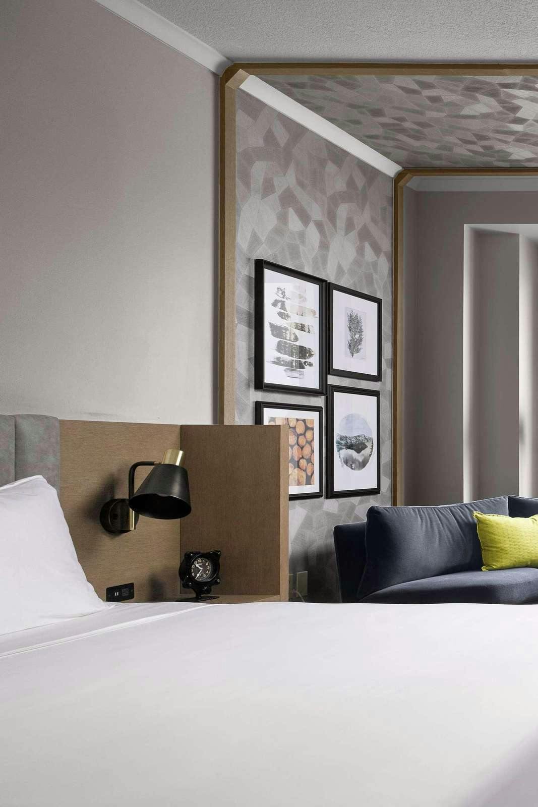 Hotel The Duniway Portland, a Hilton Hotel photo 1