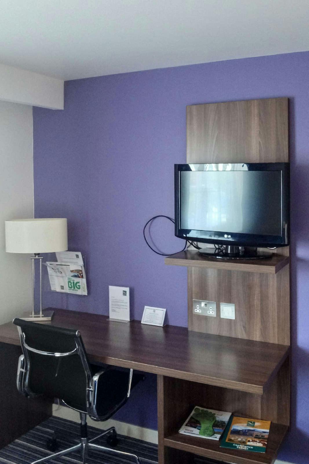 Hotel Holiday Inn Express Edinburgh Airport photo 5