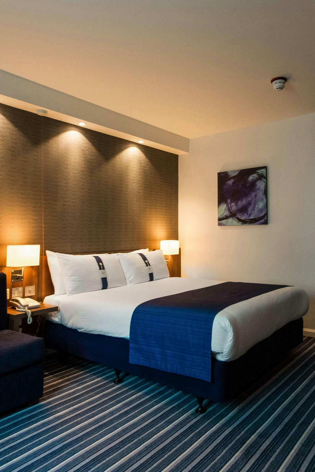 Hotel Holiday Inn Express London Stratford photo 1