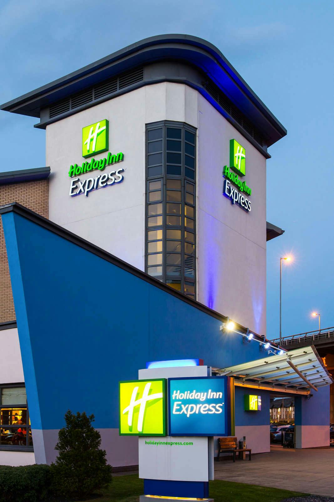 Hotel Holiday Inn Express Glasgow Airport photo 1