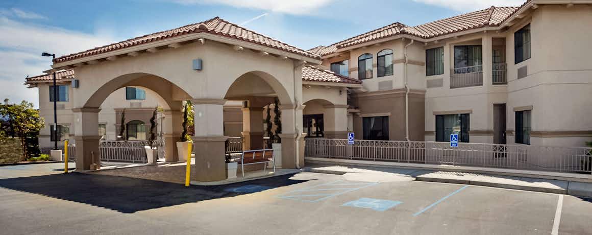 Holiday Inn Express Hotel & Suites Marina - State Beach