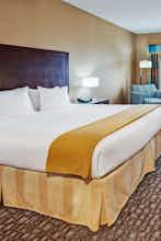 Hotel Holiday Inn Express Hotel & Suites Salinas photo 2