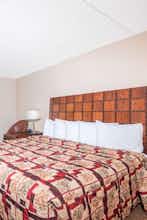 Hotel Knights Inn & Suites Grand Forks photo 4