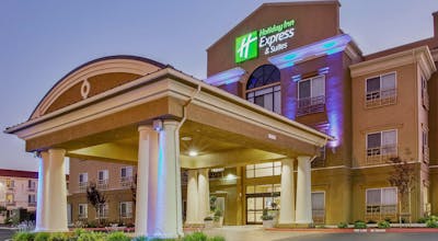 Holiday Inn Express Hotel & Suites Salinas