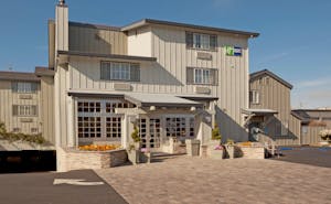 Holiday Inn Express Monterey Cannery Row