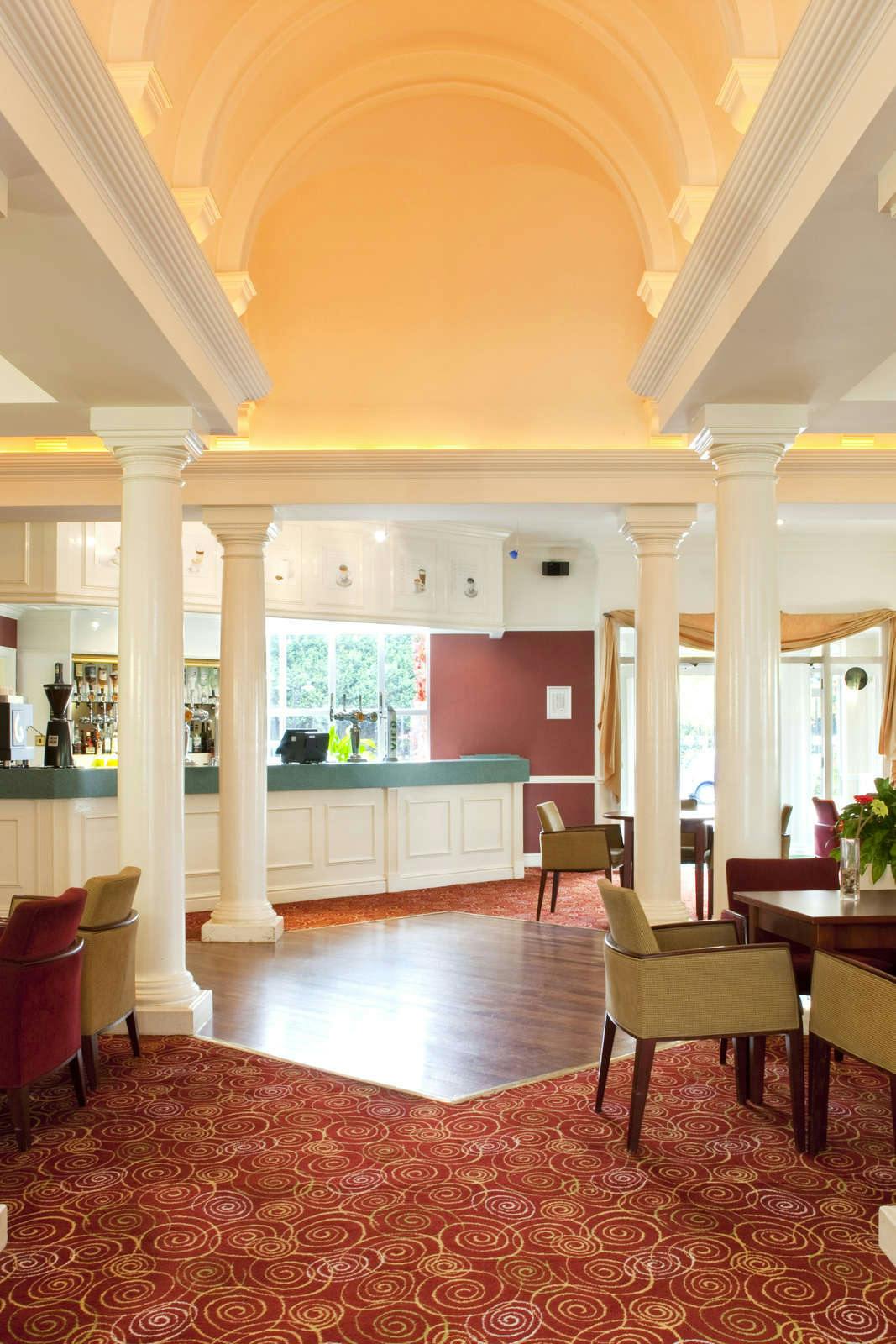 Hotel Holiday Inn Milton Keynes East M1, Jct.14 photo 1