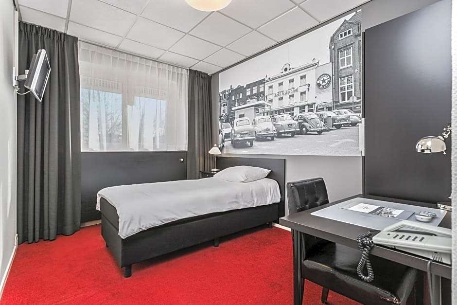 Hotel Crown Inn Hotel Eindhoven photo 1