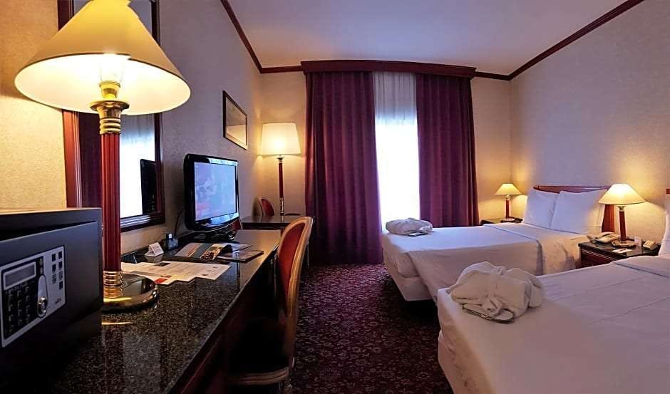 Hotel Russott Hotel Venezia San Giuliano photo 1