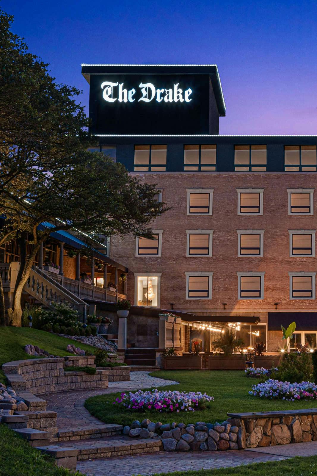 Hotel The Drake Oak Brook photo 1