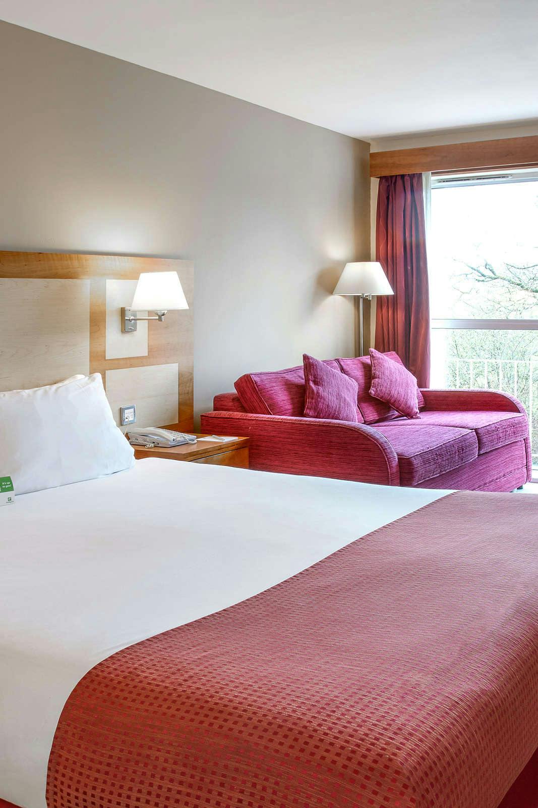 Hotel Holiday Inn Bristol Airport photo 3