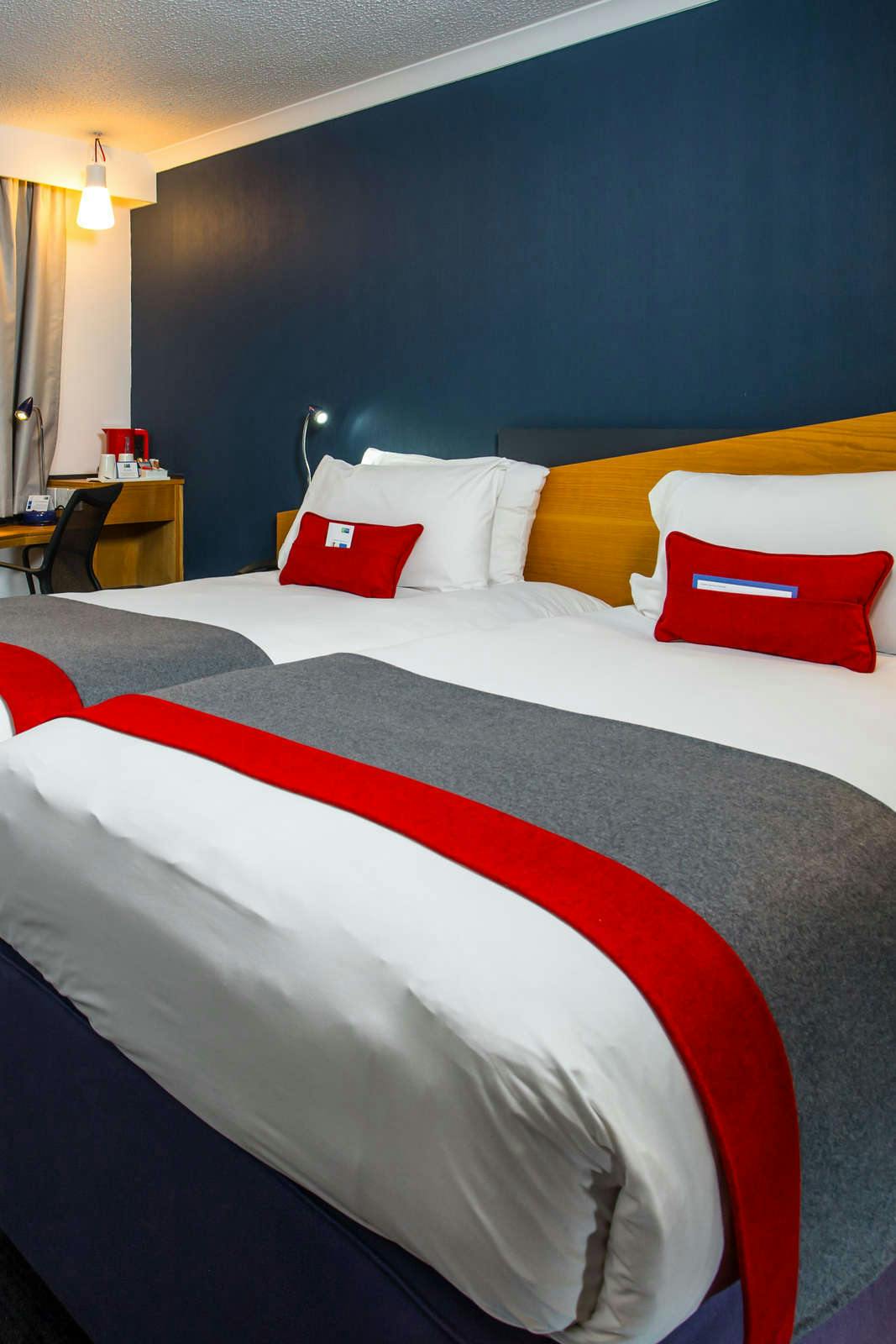 Hotel Holiday Inn Express Manchester - Salford Quays photo 3