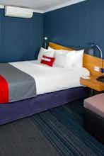 Hotel Holiday Inn Express Manchester - Salford Quays photo 2