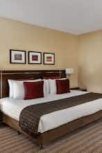 Hotel Crowne Plaza London Gatwick Airport photo 1