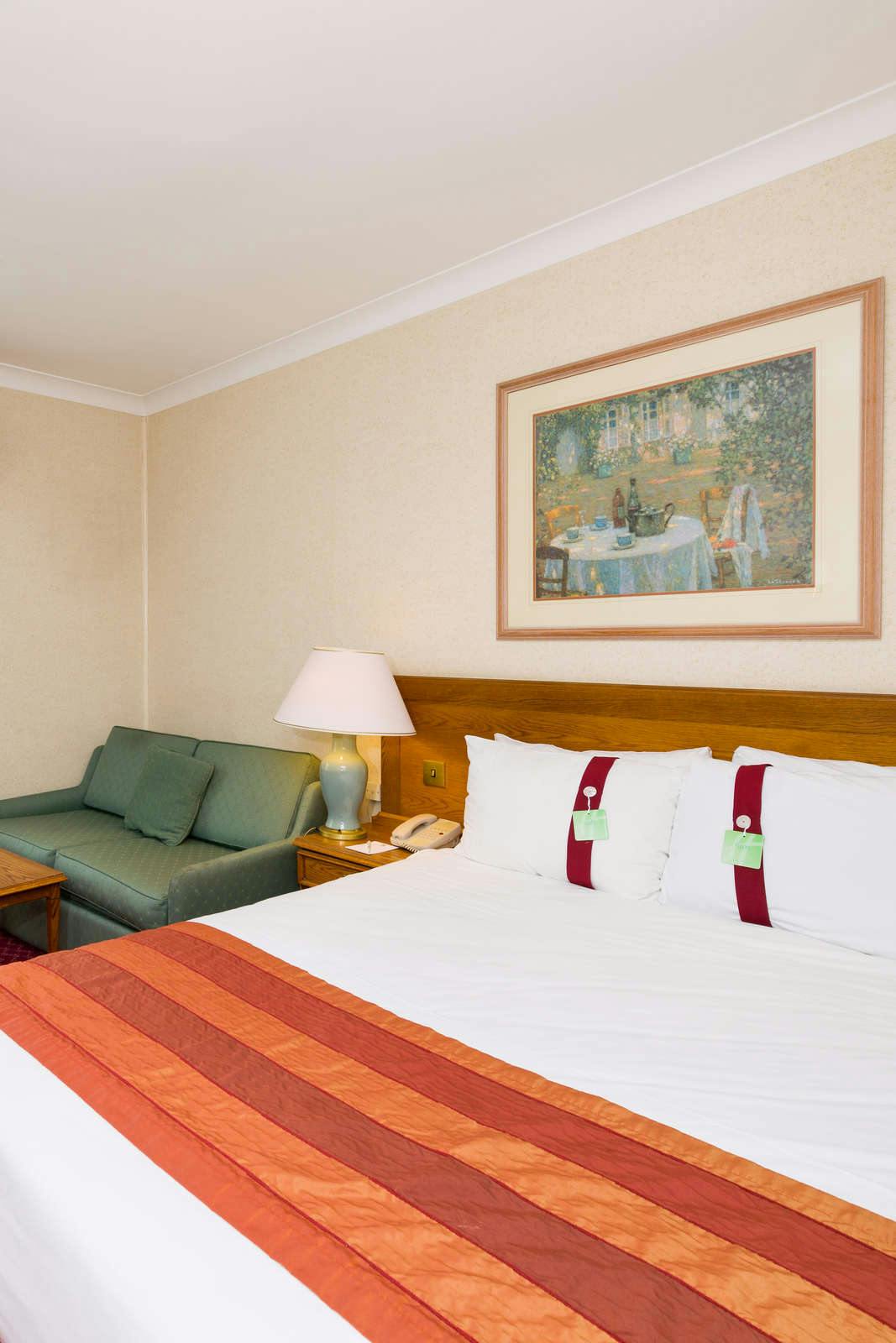 Hotel Holiday Inn Reading West photo 1