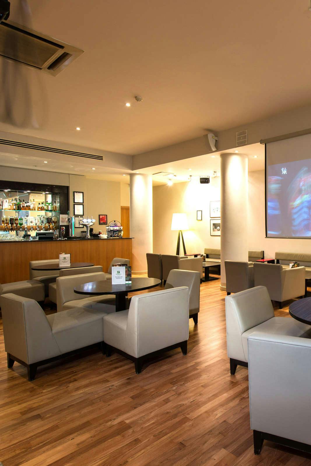 Hotel Holiday Inn Edinburgh photo 1