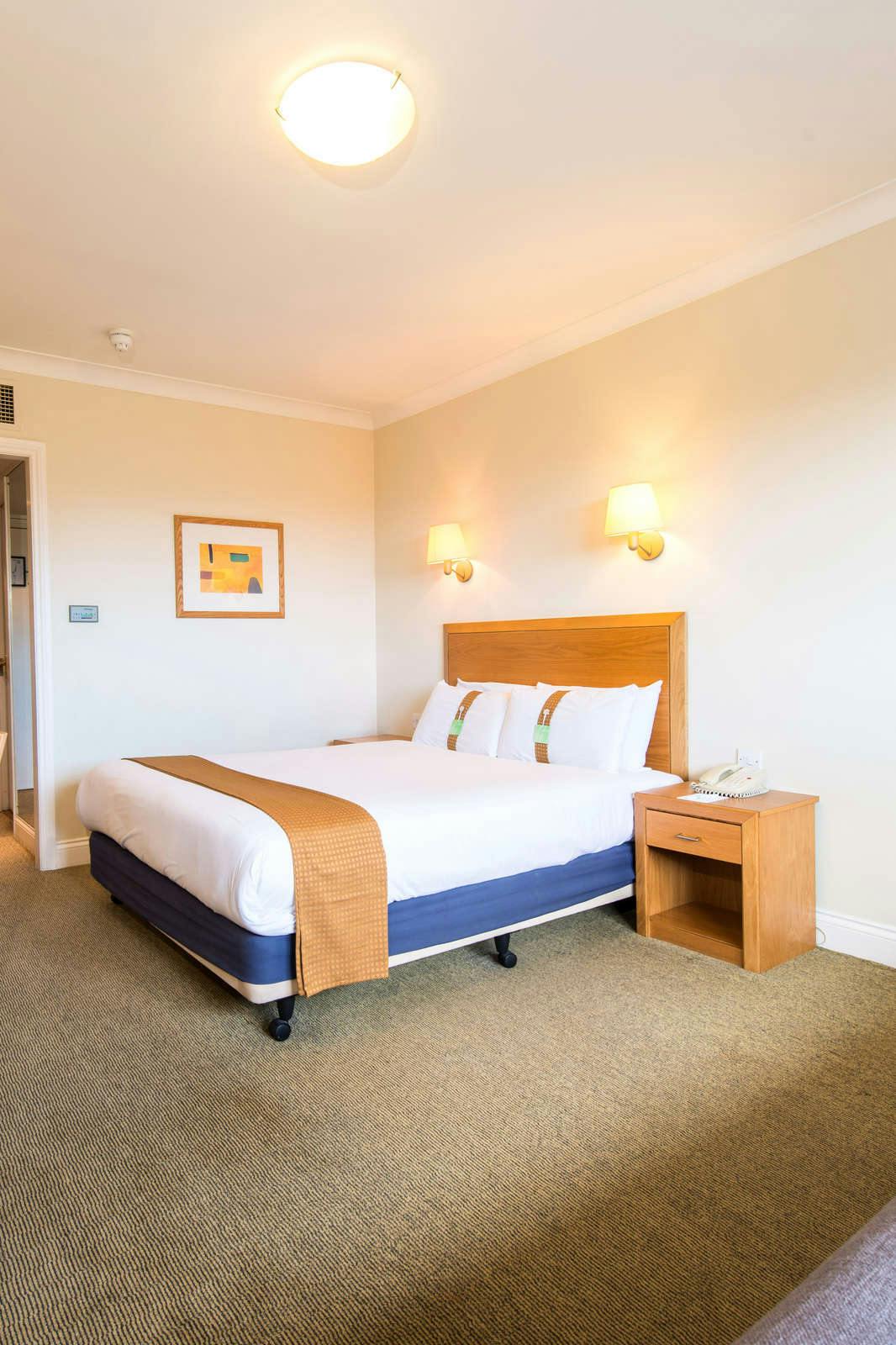 Hotel Holiday Inn Edinburgh photo 3