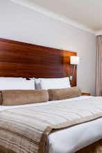 Hotel Crowne Plaza Manchester Airport photo 2