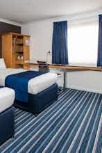 Hotel Holiday Inn Express Bristol North photo 4