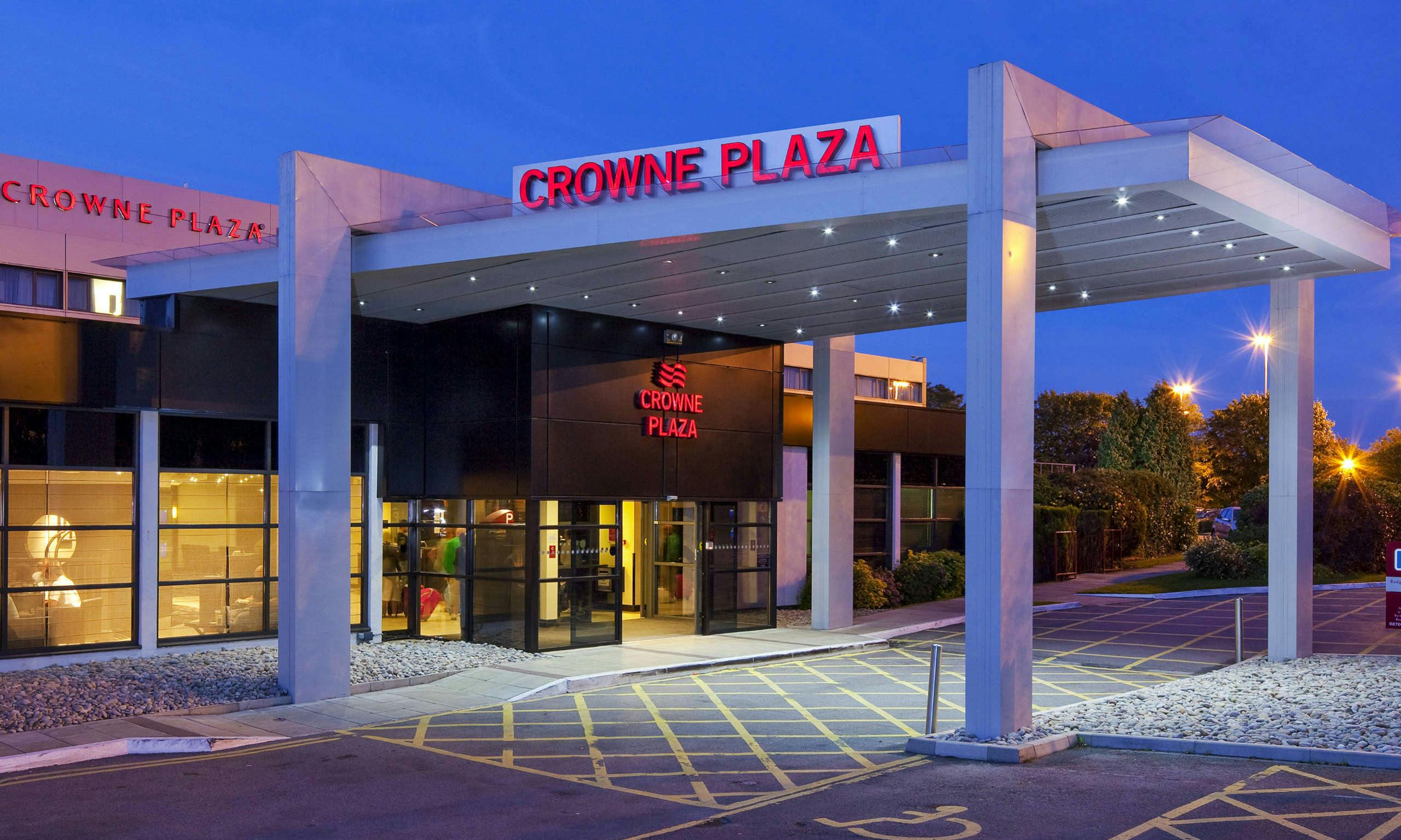 Crowne Plaza Manchester Airport