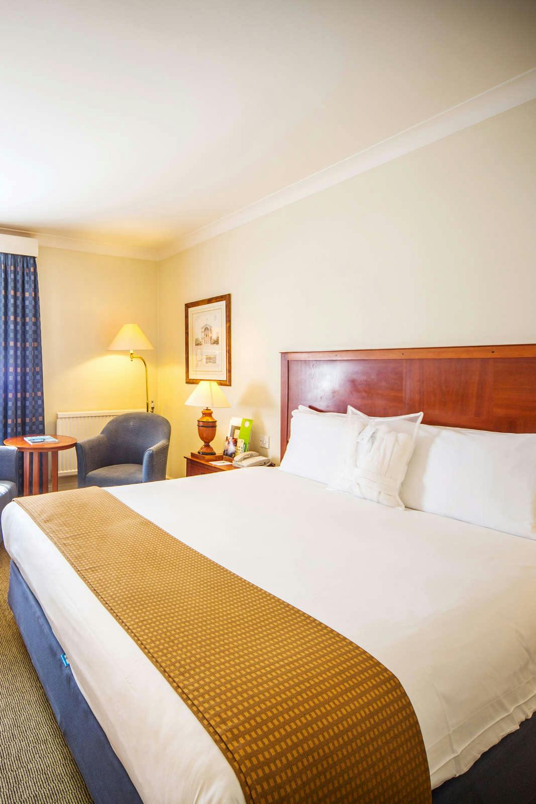 Hotel Holiday Inn Reading South M4, Jct.11 photo 1