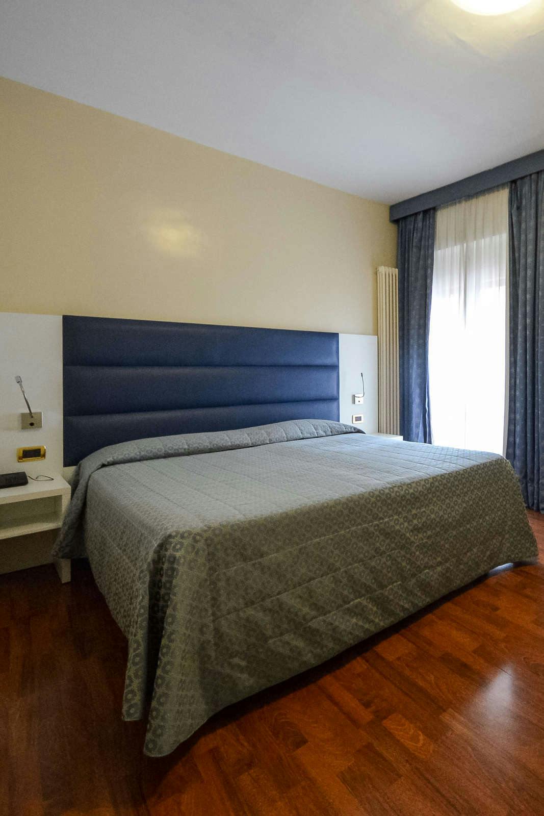 Hotel Hotel University photo 1