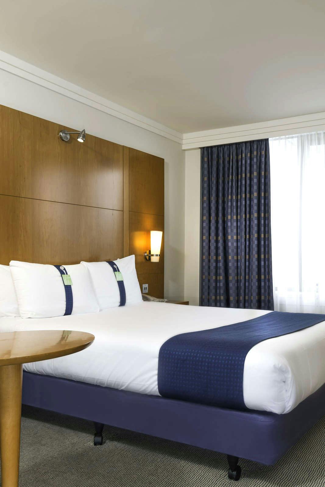 Hotel Holiday Inn Milton Keynes photo 1