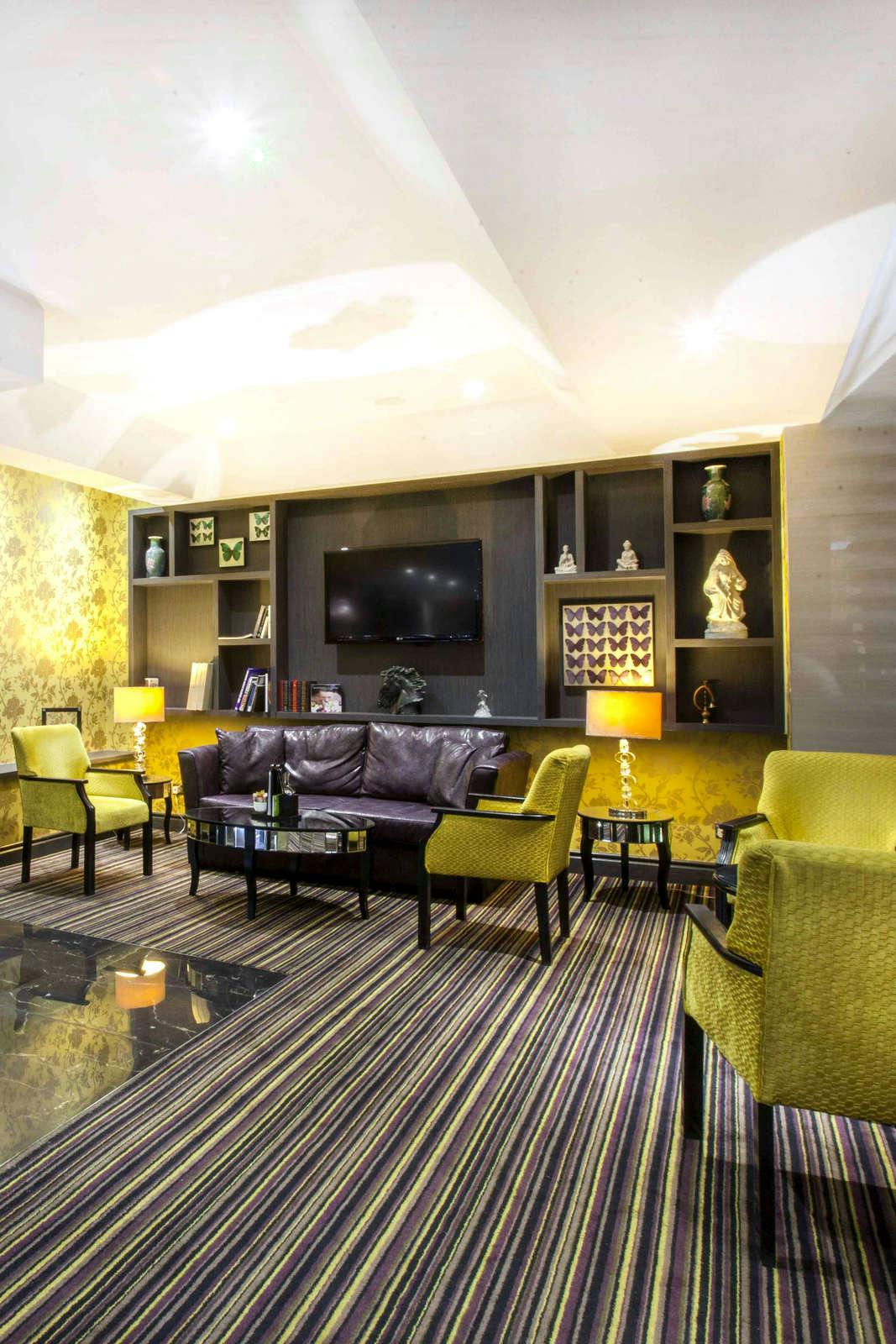 Hotel Holiday Inn London Oxford Circus photo 1