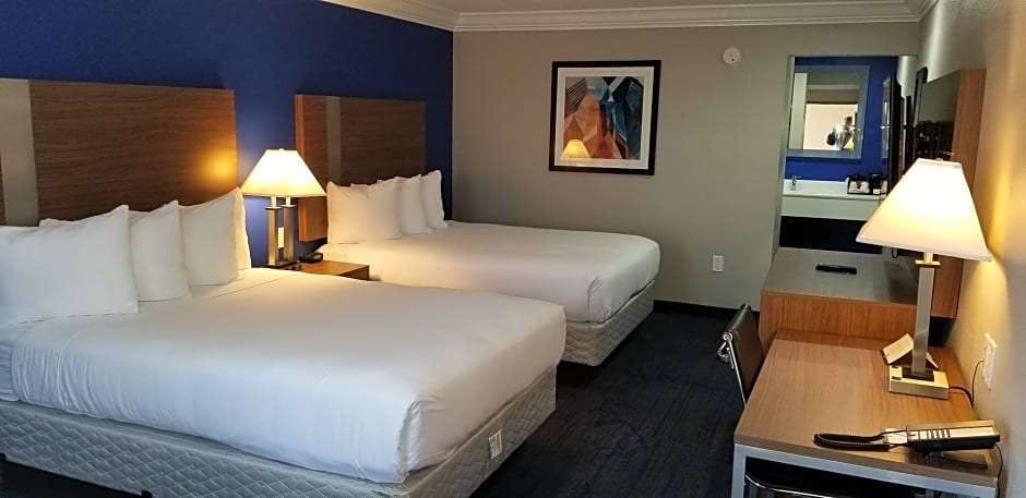Hotel Quality Inn & Suites Vacaville photo 4