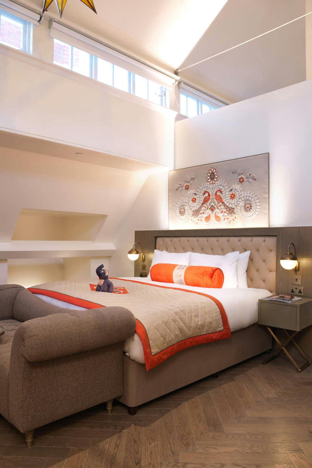 Hotel The Lalit London photo 5