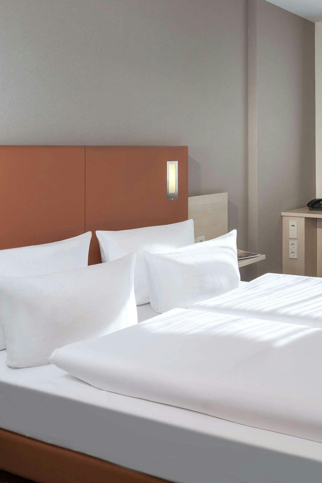 Hotel Essential by Dorint Berlin-Adlershof photo 1