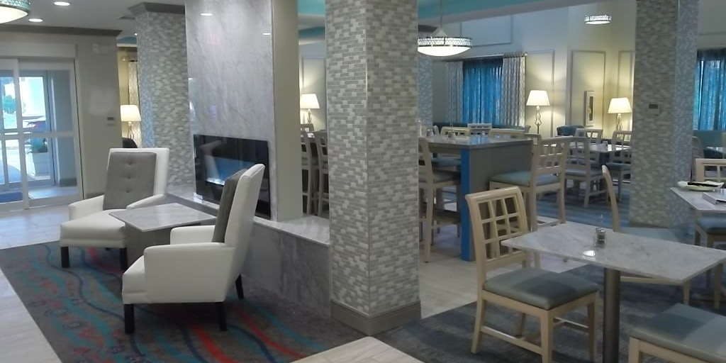 Holiday Inn Express Hotel & Suites Brookhaven