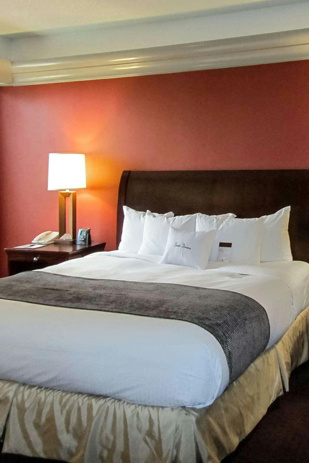 Hotel Doubletree Hotel Omaha - Downtown photo 2