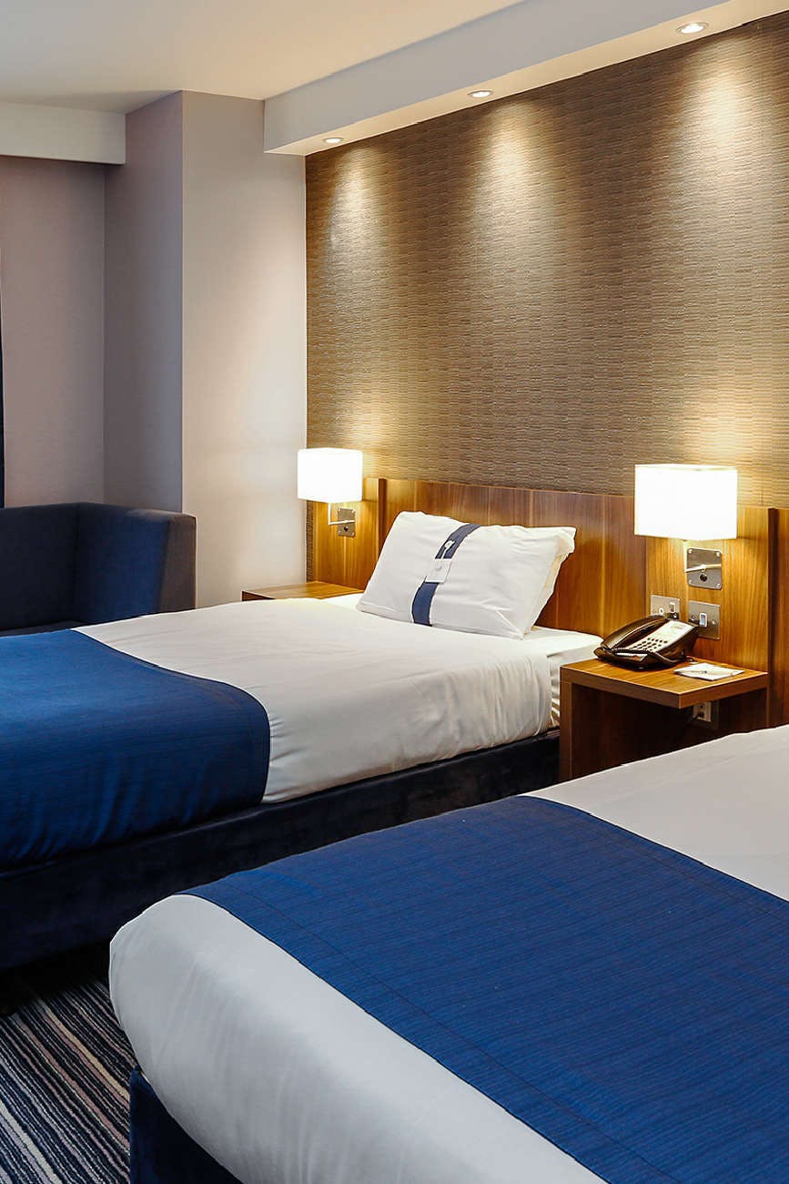Hotel Holiday Inn Express Windsor photo 4