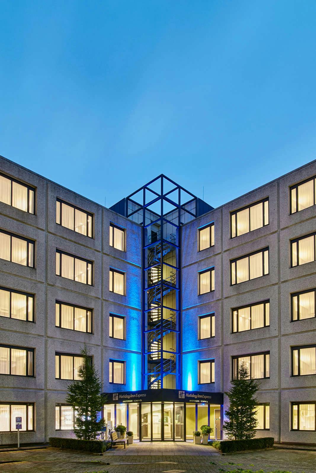 Hotel Holiday Inn Express Amsterdam Schiphol photo 5