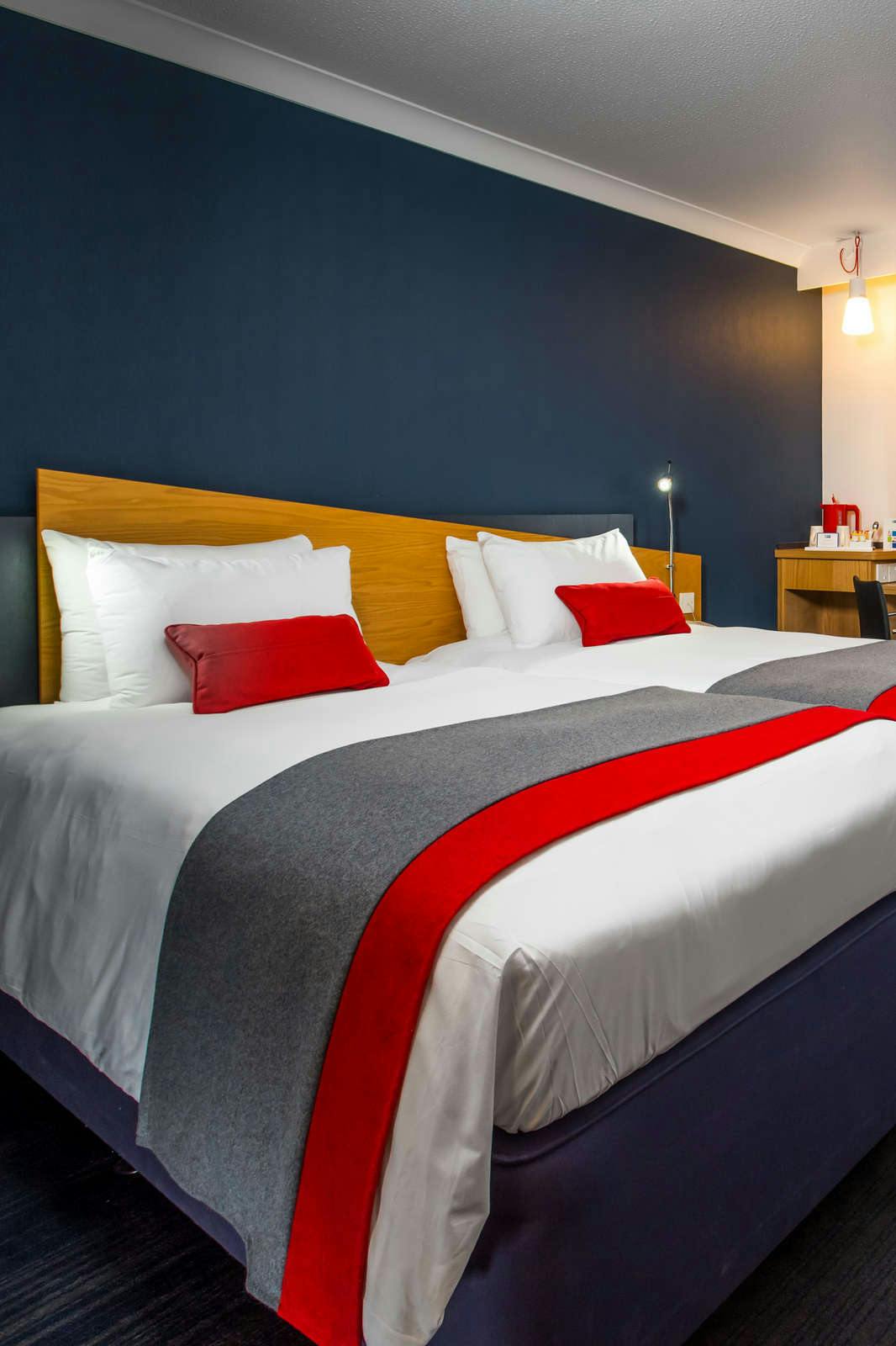 Hotel Holiday Inn Express Glasgow City Centre Riverside photo 3