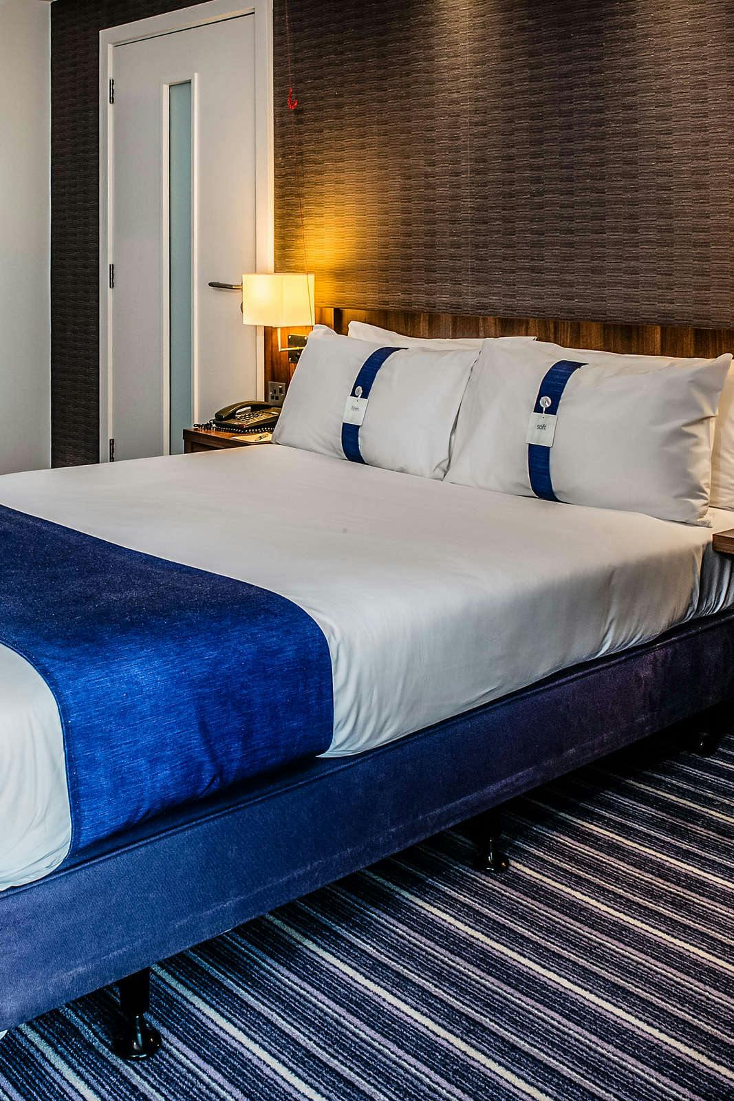 Hotel Holiday Inn Express Manchester City Centre - Oxford Road photo 2