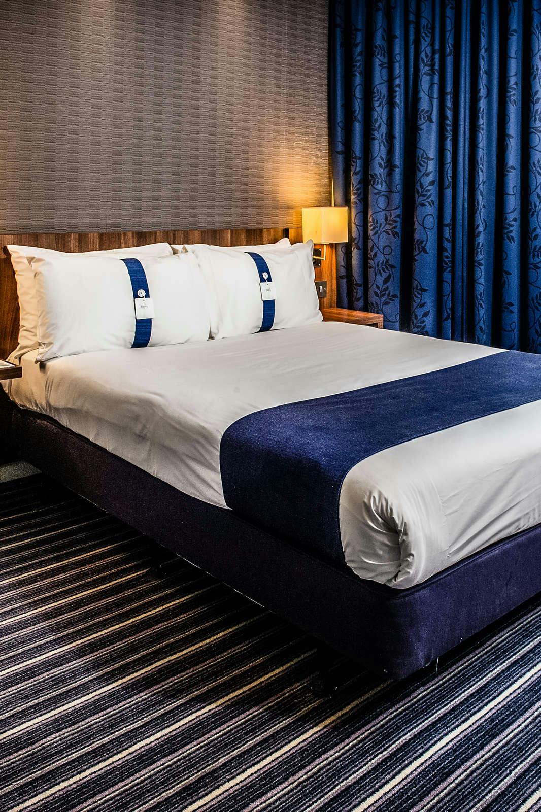 Hotel Holiday Inn Express Manchester City Centre - Oxford Road photo 1