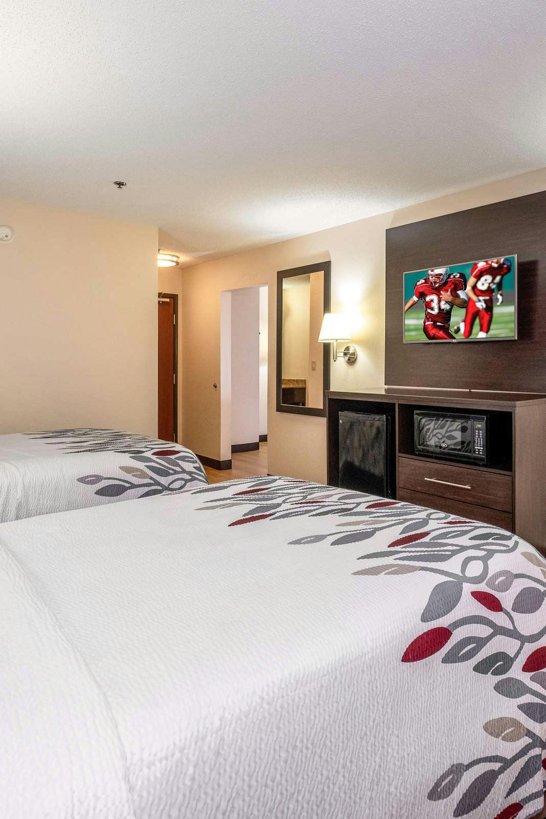 Hotel Red Roof Inn & Suites Dover Downtown photo 4