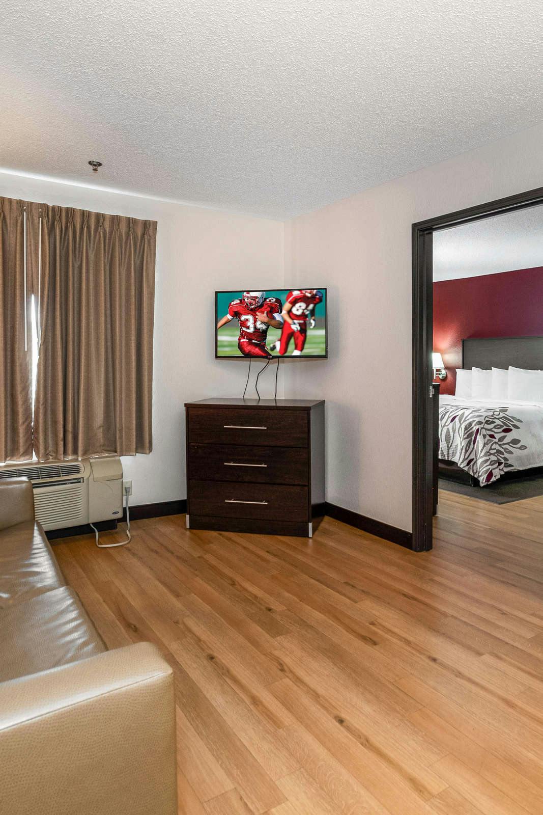 Hotel Red Roof Inn & Suites Dover Downtown photo 5