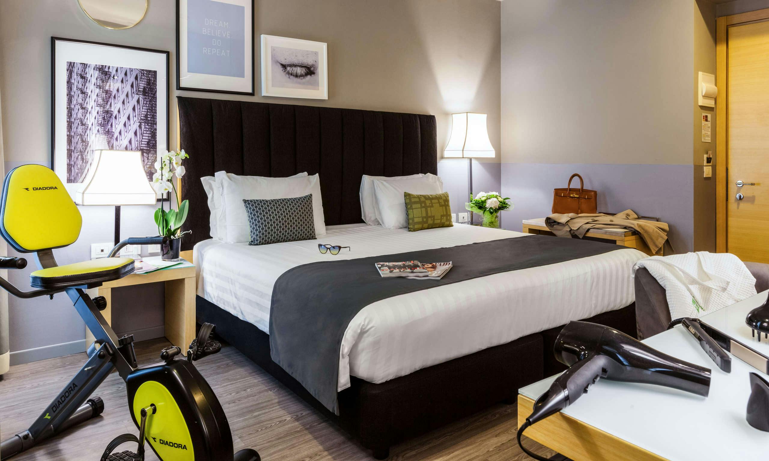 Holiday Inn Milan Garibaldi Station